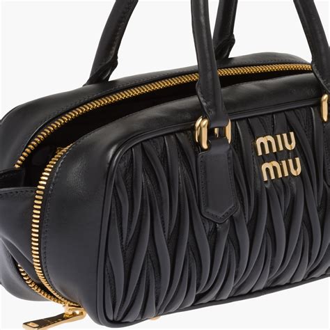 miu miu matelassé leather bg